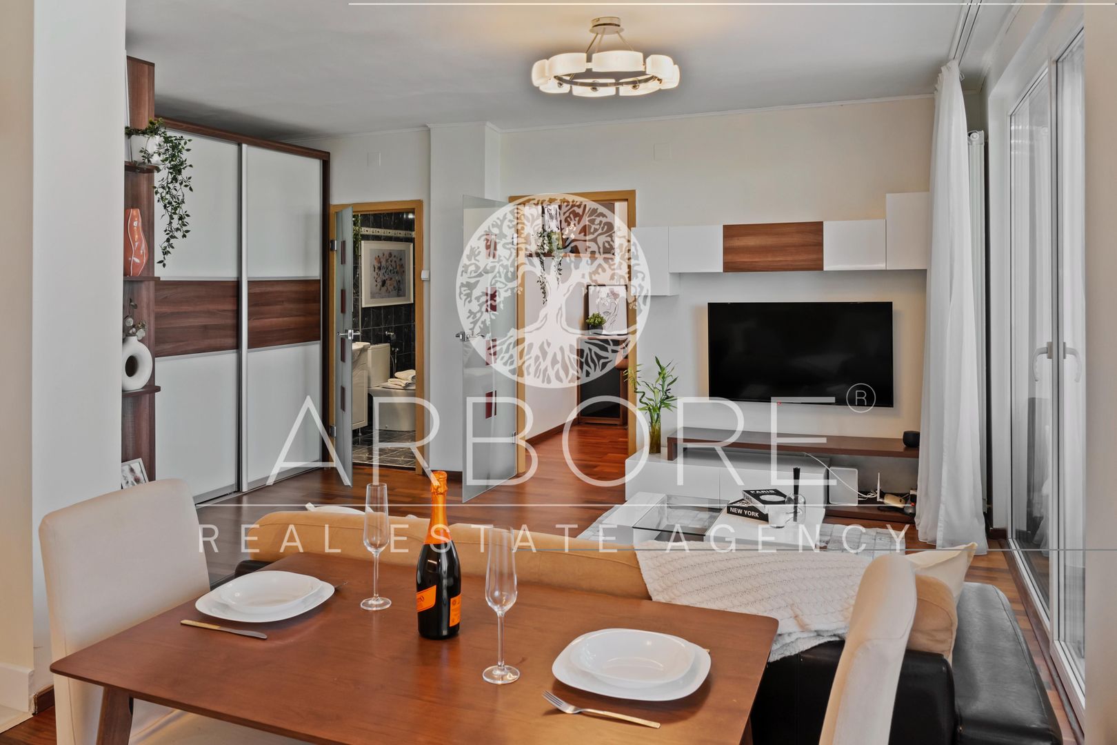 2 camere de închiriat Piața Romană – Magheru | Premium | Metrou 1 min - Poză 4