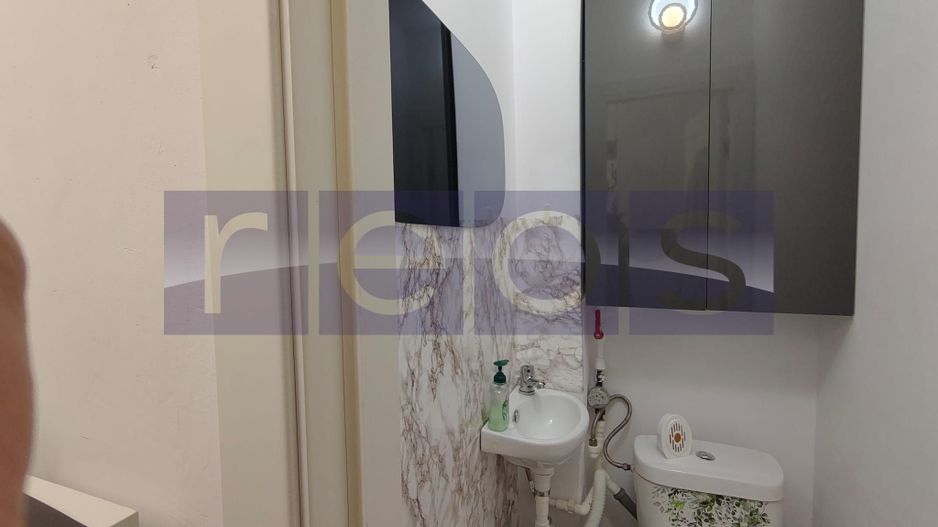 VANZARE 4 CAMERE I DECOMANDAT I METROU I VALEA OLTULUI, DRUMUL TABEREI - Poză 12