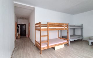 Casa pentru muncitori, 19 locuri - Trei Stejari - Poză 1