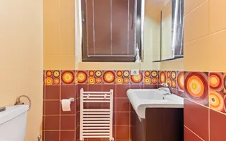 VANZARE Vilă PREMIUM cu 6 camere în zona Central, OTOPENI - Poză 30