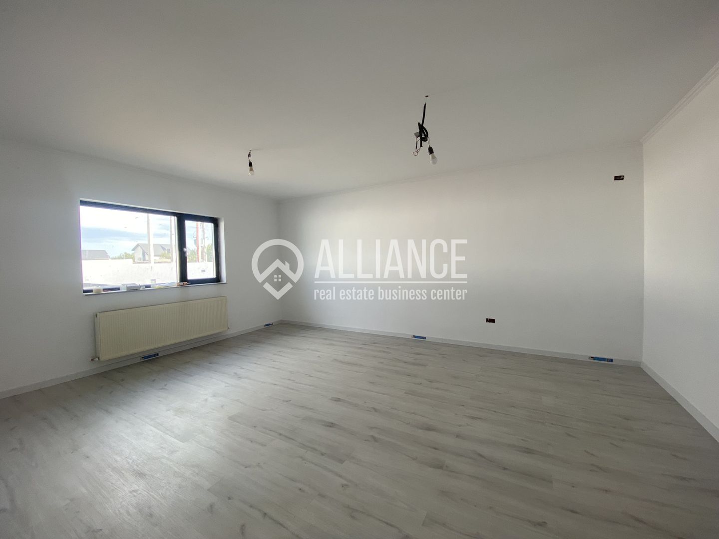 Valu lui Traian (COD 07) Casă P+M cu 5 camere, teren de 517 mp - Poză 12