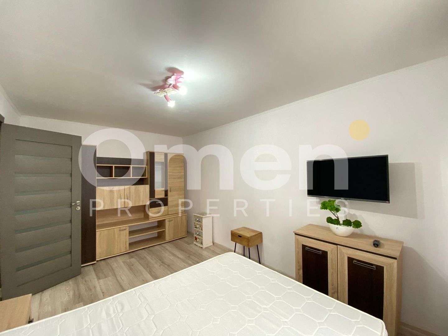 Apartament modern cu 2 camere, situat in zona Albina - Poză 4