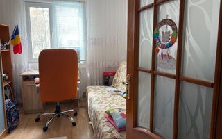 Apartament spatios cu trei camere, Piata Straduintei, 115.000€ - Poză 8