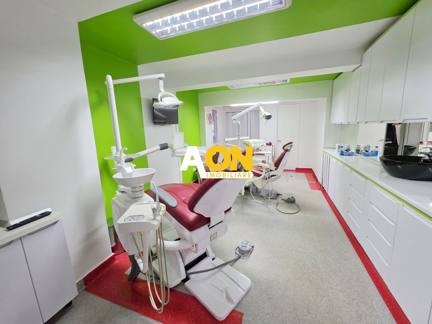 Cabinet stomatologic utilat, Cetate, zona Piata Cetate - Lic. Militar - Poză 1