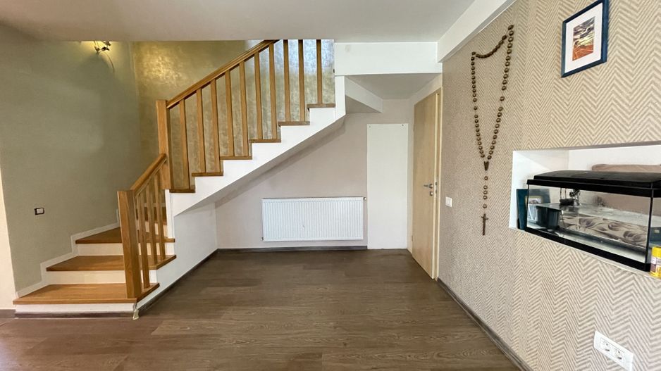 Duplex in Dumbravita cu teren generos - Poză 6