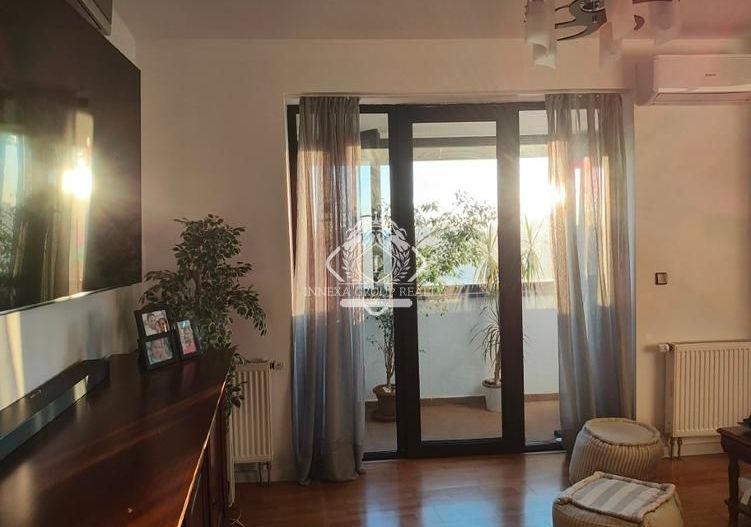 Mosilor | Apartament 3 camere | Bloc 2008 | Parcare subterana si boxa - Poză 2