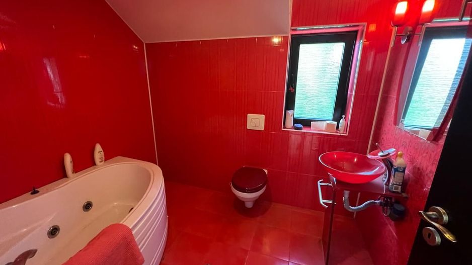 Vila de inchiriat in zona Ghiroda - Poză 15