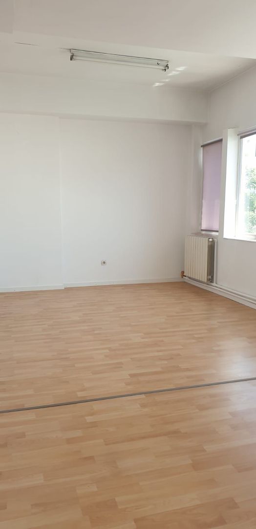 Spatii birou de inchiriat Bartolomeu - Poză 13