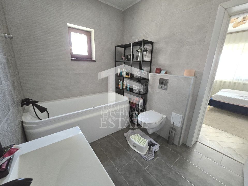 TUZLA - 3 camere | modern | lux | gata de mutat | complet mobilata - Poză 34