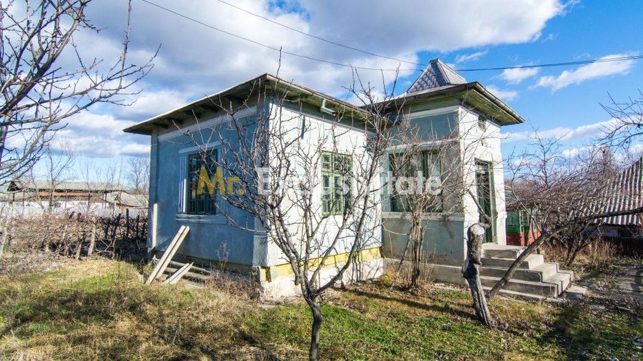 Casa traditionala argeseana – comuna Vedea, jud. Arges - Poză 1
