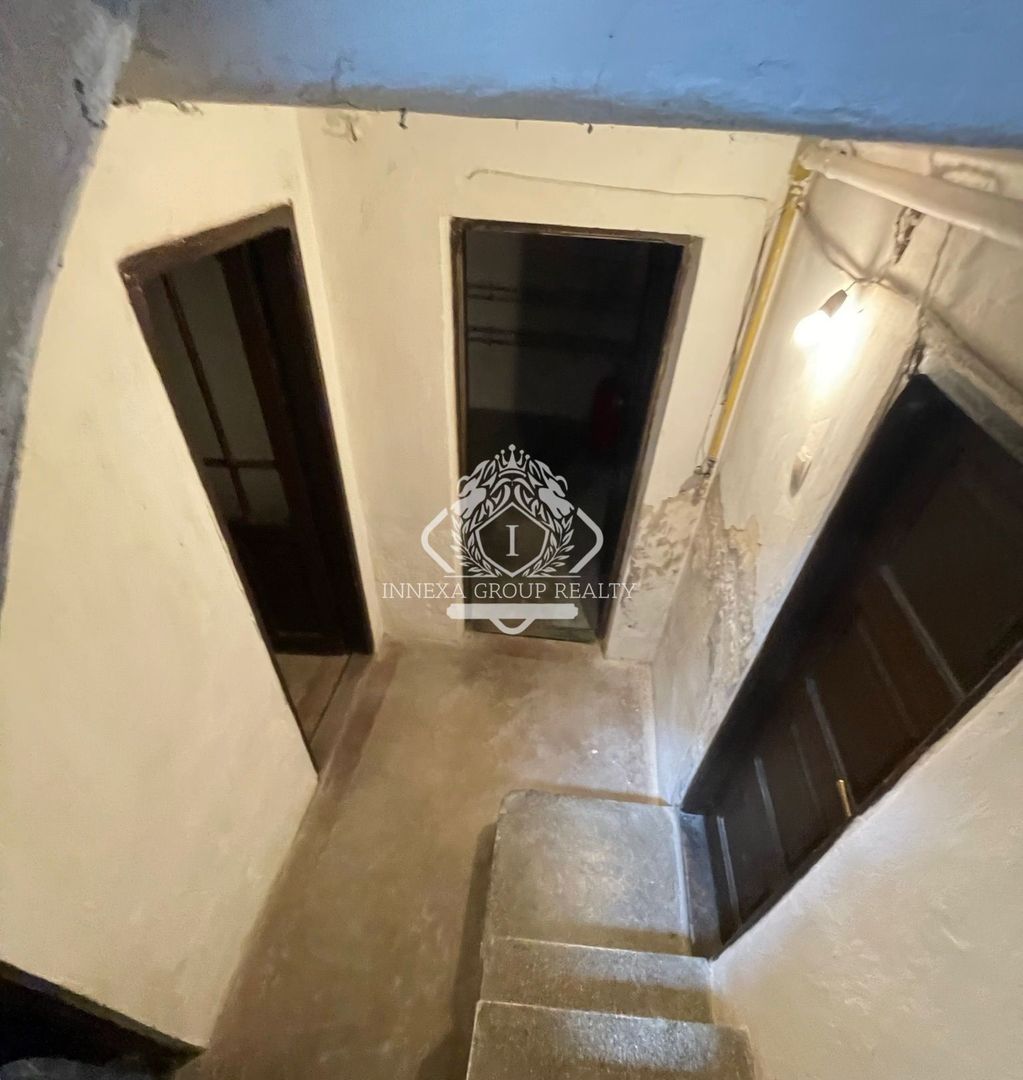 Parcul Carol I Vila interbelica I 2 locuri de parcare - Poză 7