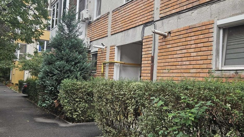 Aradului-BRD | 2 camere | Centrala proprie | Etaj 2 | Garaj - Poză 8