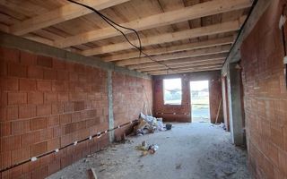 Casă de vânzare Nojorid – 3 camere, 85 mp utili - Poză 5