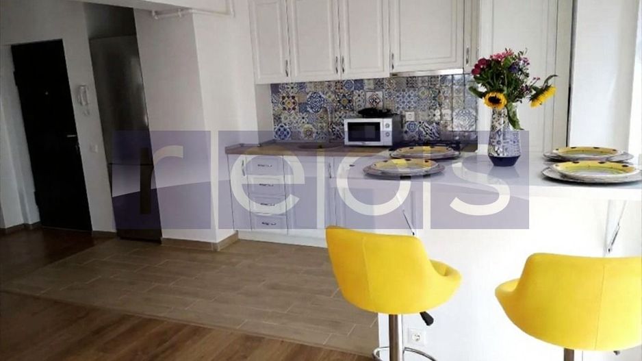 DE VANZARE 3 CAMERE 2 BAI - GHENCEA - METROU - PARCARE - Poză 2