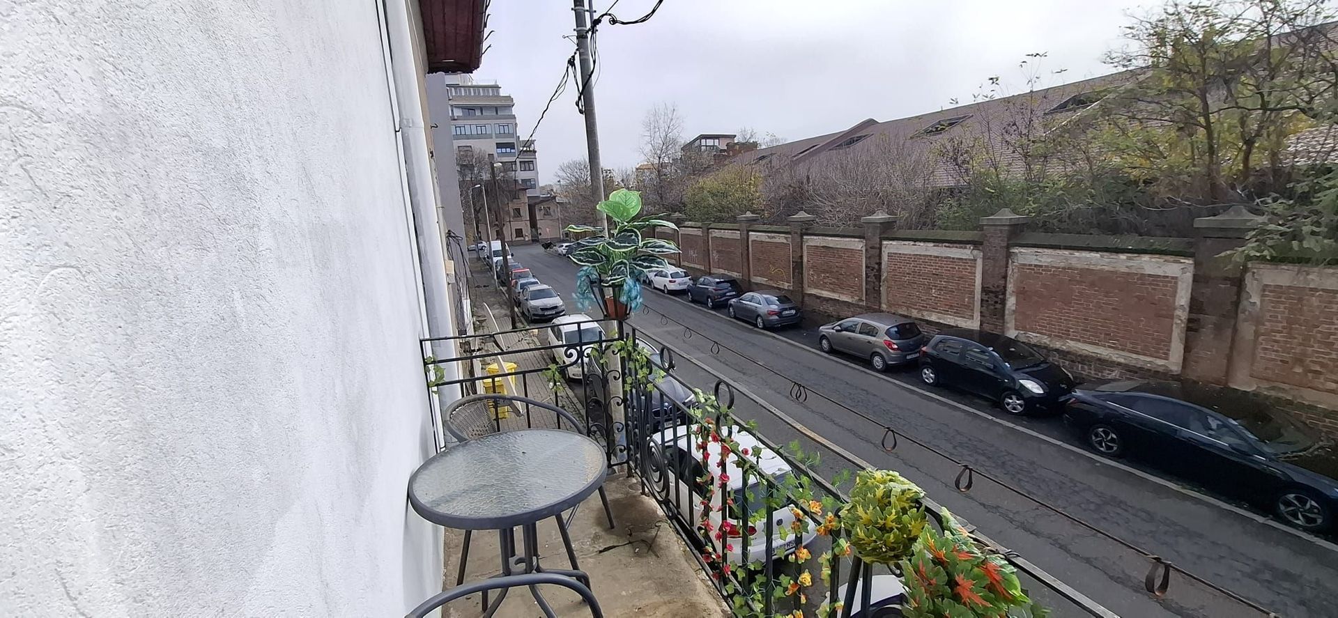 Se vinde etajul 1 si mansarda | Vile interbelica | 13 Septembrie - Poză 35