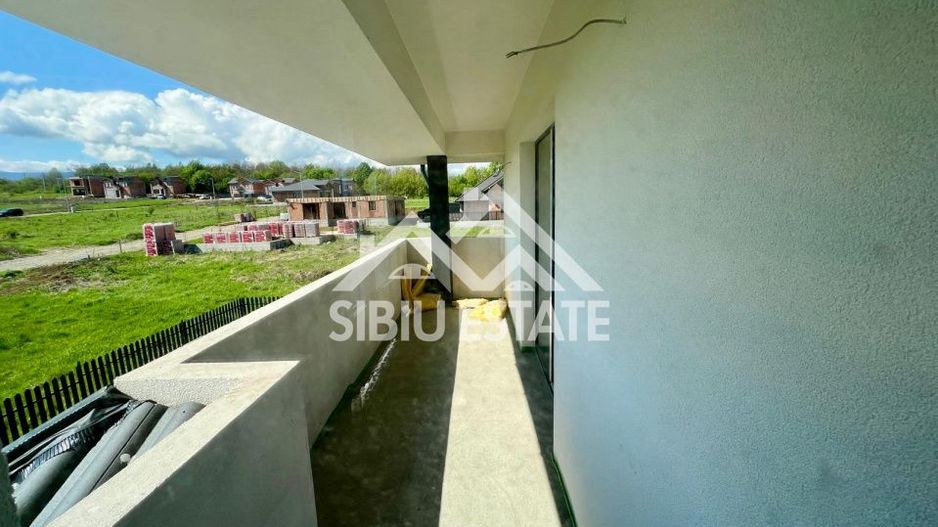 Casa individuala generoasa 5 camere, carport si pivnita curte 500 mp - Poză 12