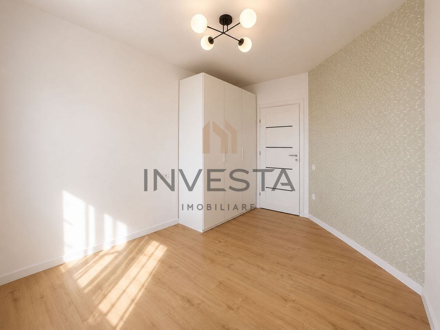 Apartament cu 3 camere si loc de parcare de inchiriat in zona Europa - Poză 7