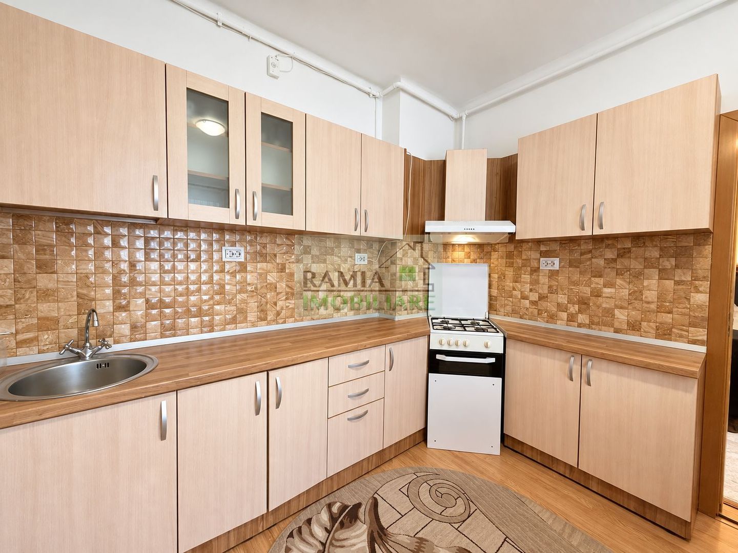 Garsonieră 34 mp, mobilată și utilată – Astra / Carpaților - Poză 6