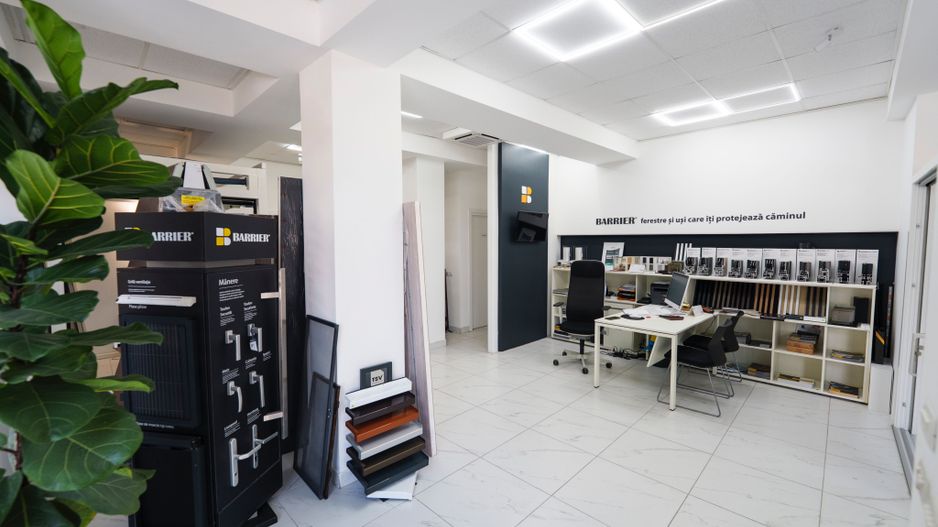 Spatiu comercial de vanzare - Amaradia - Poză 3