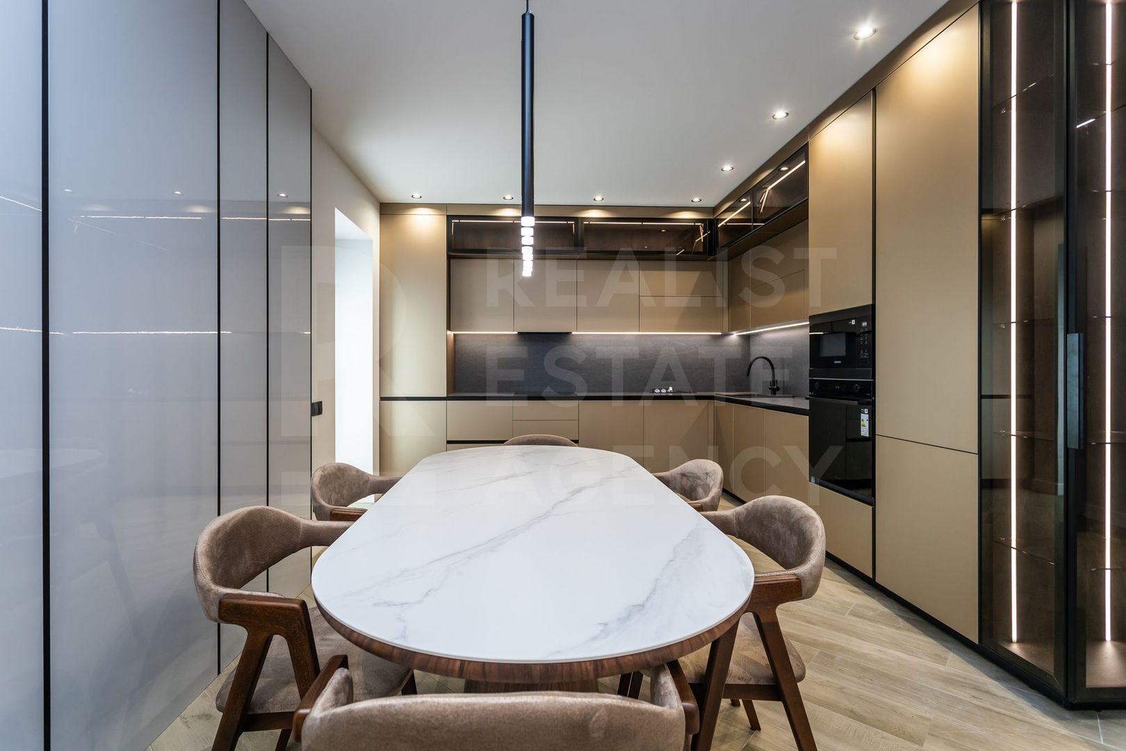 Vânzare, high-tech de lux, 6 camere, Rîșcani - Poză 4