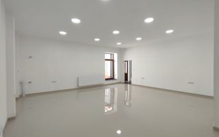 Vanzare spatiu comercial-Ultracentral-CLUJ- 86.7mp, 1.200€/lună Chirie - Poză 2