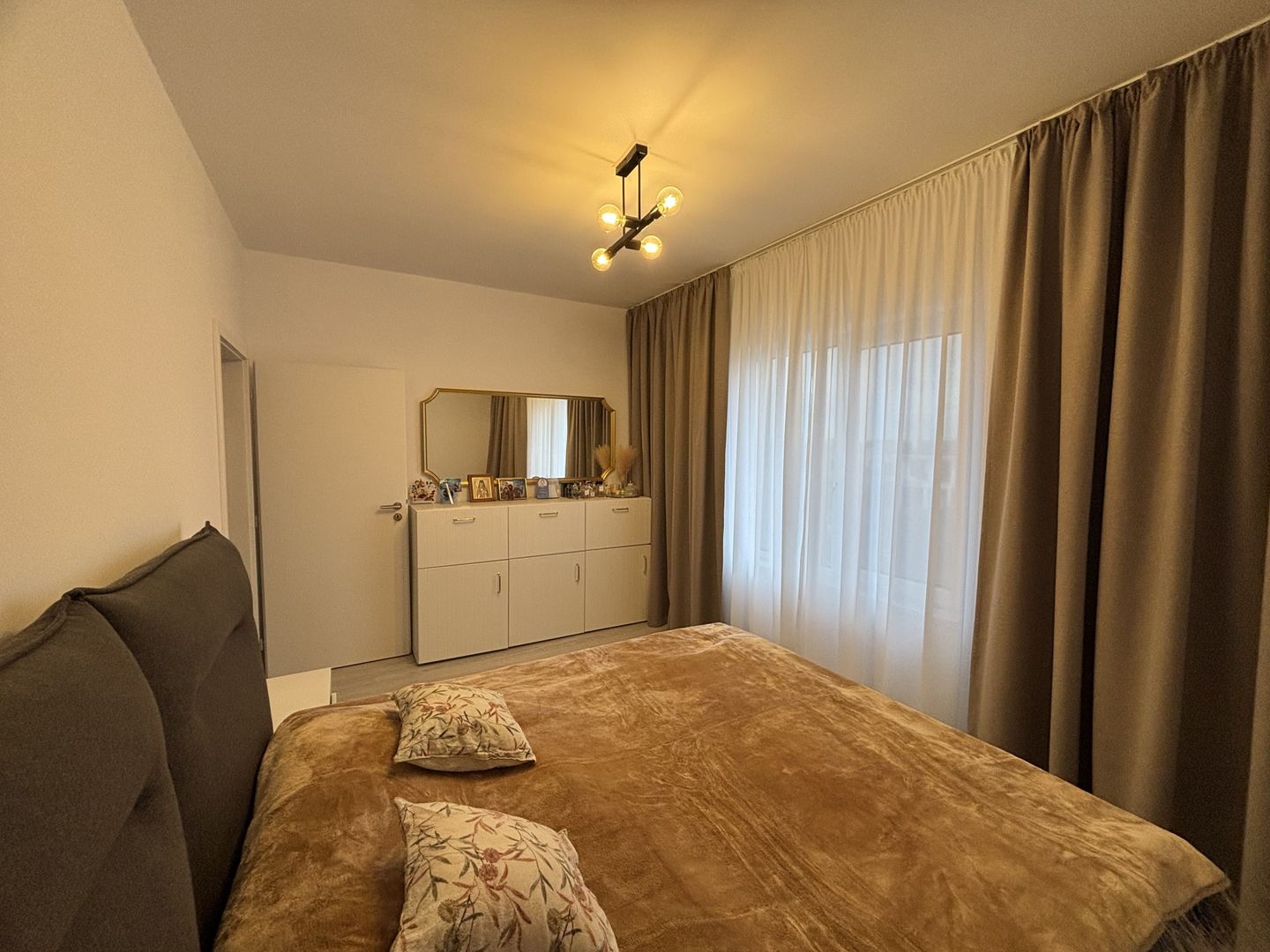 Cochet și primitor în Dumbrăvița! - Poză 3