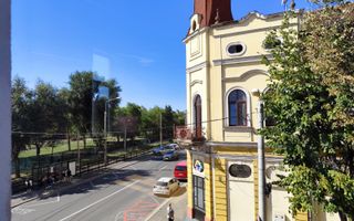 Apartament de vanzare situat ultracentral, langa Lic. E. Gojdu, Oradea - Poză 15