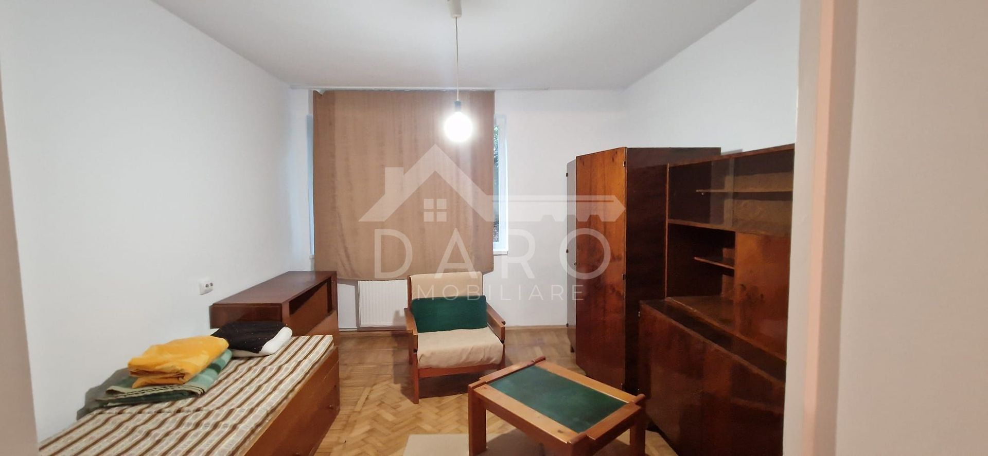 Apartamen pe Cornisa,  aproape de UMF - Poză 2