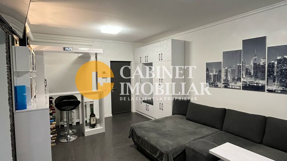 Apartament 3 camere - Etaj Intermediar - Poză 1