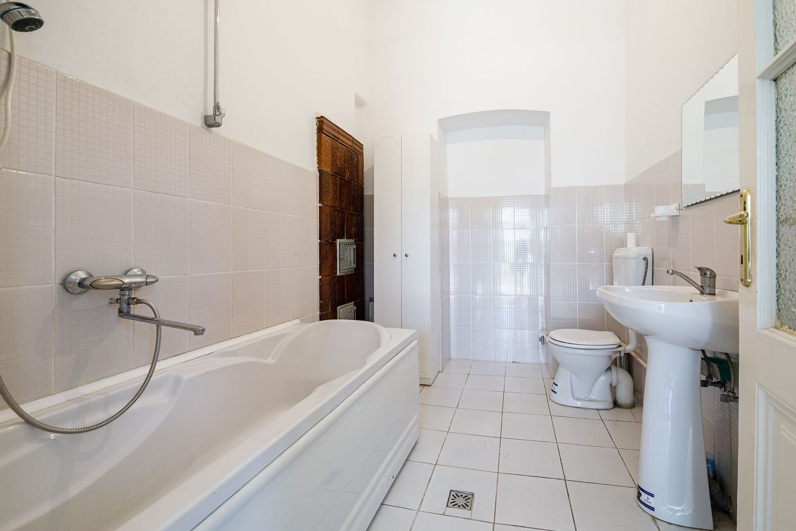 INCHIRIAT - Spatiu birou cu terasa proprie | P-ta Maria | Curte & Depozitare - Poză 10