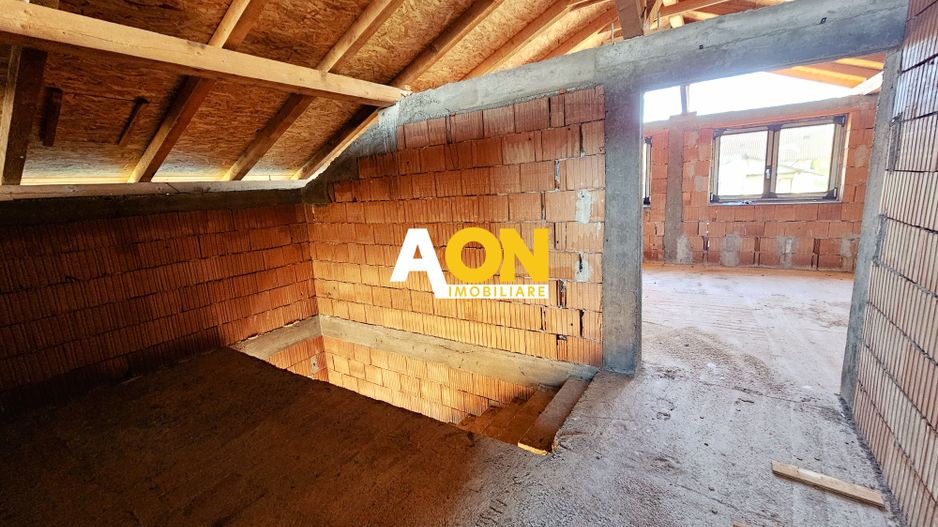 Casa la rosu, 5 camere, garaj, 479 mp teren, com. Ciugud - Poză 14