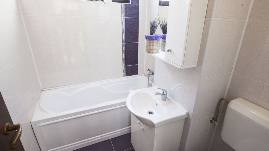 Apartament 2 camere Eminescu, Bloc nou, Curte, Parcare, Proprietar - Poză 12