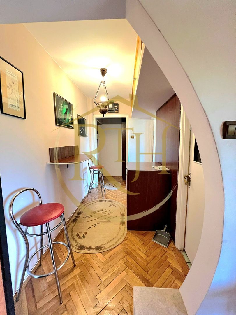 Inchiriez apartament cu 3 camere zona Olimpia , 380 euro/luna. - Poză 14