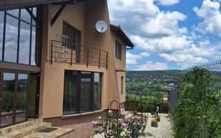Vila noua - 2500 mp teren, finisata-mobilata, zona Odobesti - Poză 1