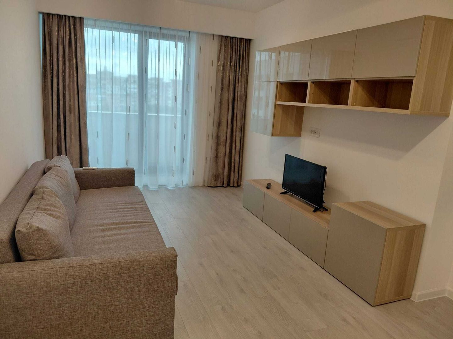 Apartament 2 camere, complet mobilat si utilat - Novum Pacii - Poză 1