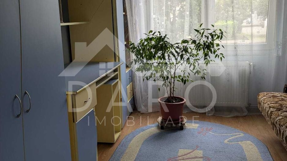 Vând apartament 3 camere – ideal pentru locuință sau cabinet medical – - Poză 3