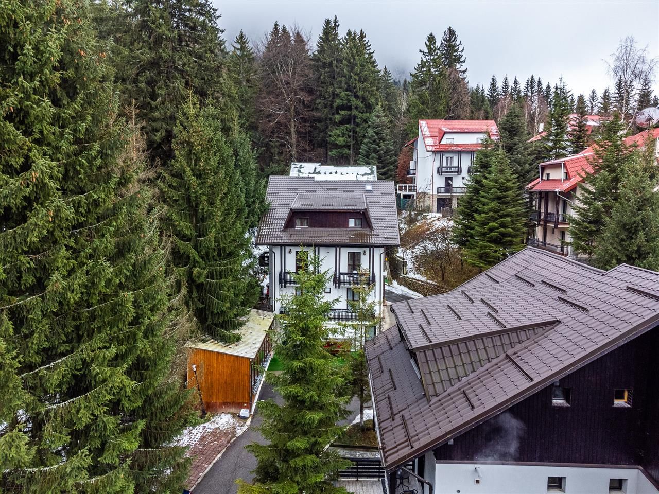 Poveste de iarna, in inima statiunii Poiana Brasov, Romania - Poză 38
