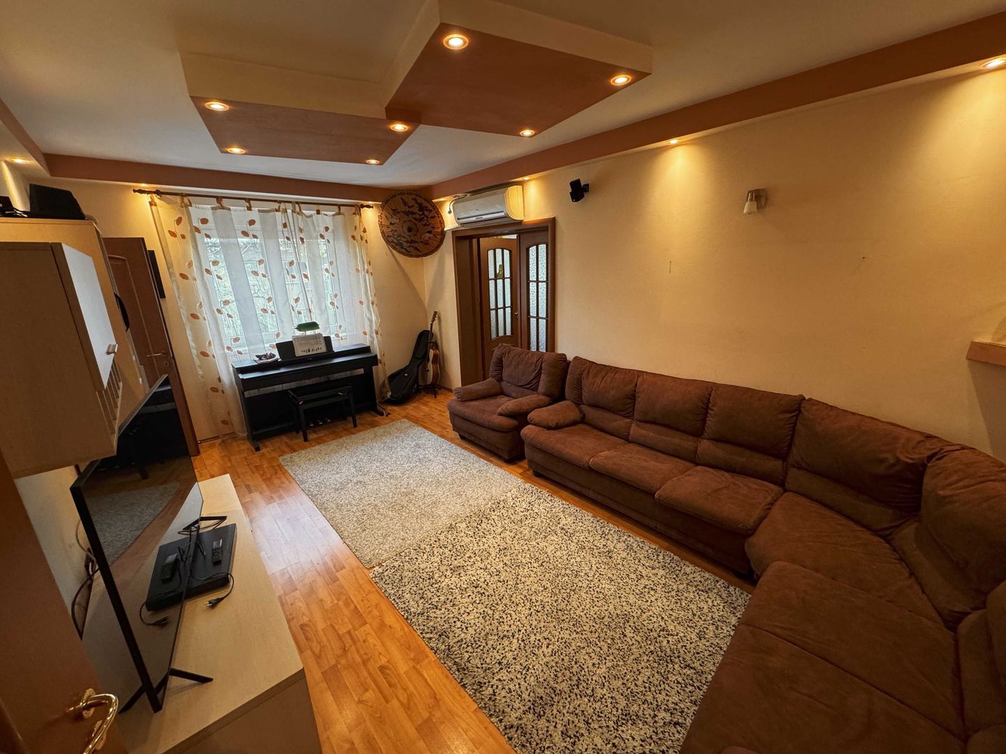 APARTAMENT 3 CAMERE | RENOVAT | FLOREASCA COMPOZITORII - Poză 1