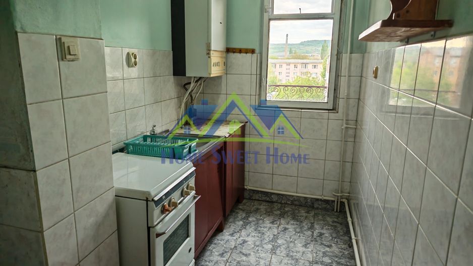 Apartament 2 camere semidec. et. 4 | Traian Vuia | 40 mp |  Neg. - Poză 3