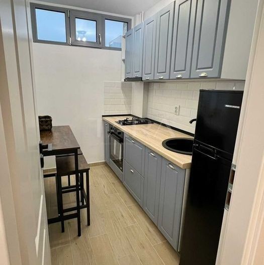 Garsonieră renovată, 31 mp, cu panoramă, aproape de Iulius Mall. - Poză 4