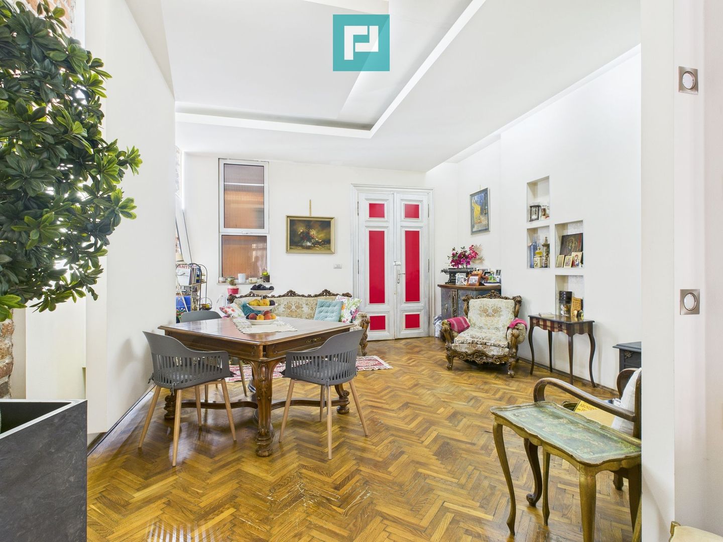 Apartament  cu 4 camere vintage ultracentral - Poză 5