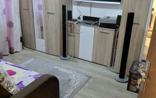 Apartament cu 2 camere, 42 mp, renovat, în Micro, strada Horia, Bloc F3B, parter, Pașcani - Poză 1