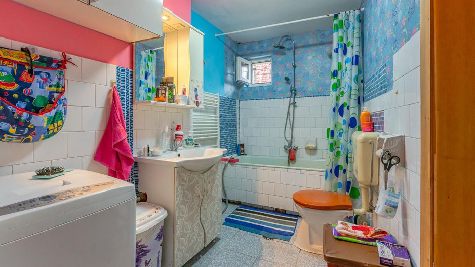 Casa in Sacele dispusa pe un singur nivel - Poză 12