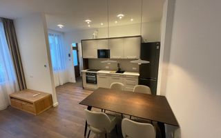 Casă de închiriat cu finisaje de excepție în Zona Semicentrală - Poză 1