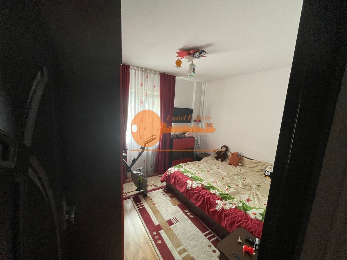 2 camere Politehnica ( Renovat-8minute metrou ) - Poză 3