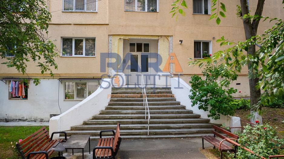 Apartament 3 camere, două băi, Bd. Roman Mușat - Poză 14