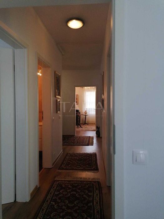 Apartament cu 3 camere, 2 băi, 2 balcoane și parcare, zona Zorilor. - Poză 4