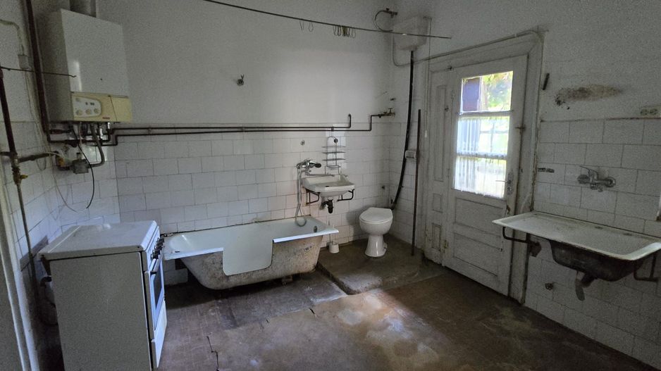 BRASADAS vinde casa cu 3 camere - Poză 12