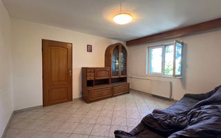 3 camere cu vedere la Parc Humulesti - Poză 2