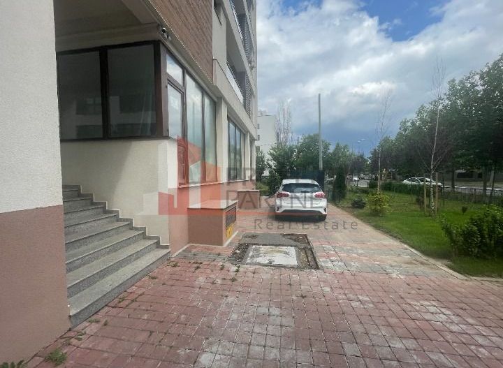 Spatiu comercial 205 mp Sisesti - Poză 2